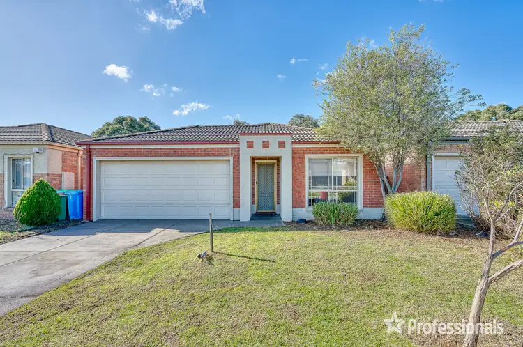 Main view of Homely house listing, 8 Silverwattle Drive, Lyndhurst VIC 3975