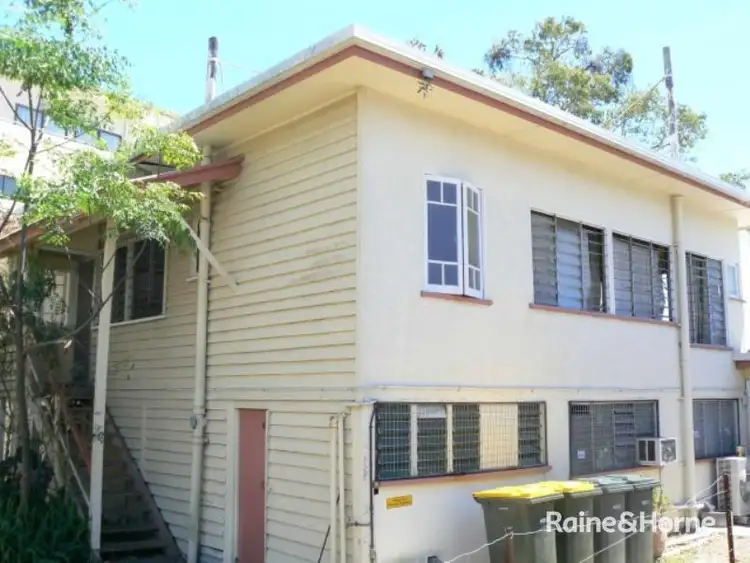 351 Esplanade, Scarness QLD 4655