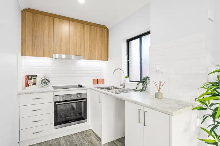 1/142 Lake Avenue, Cringila NSW 2502