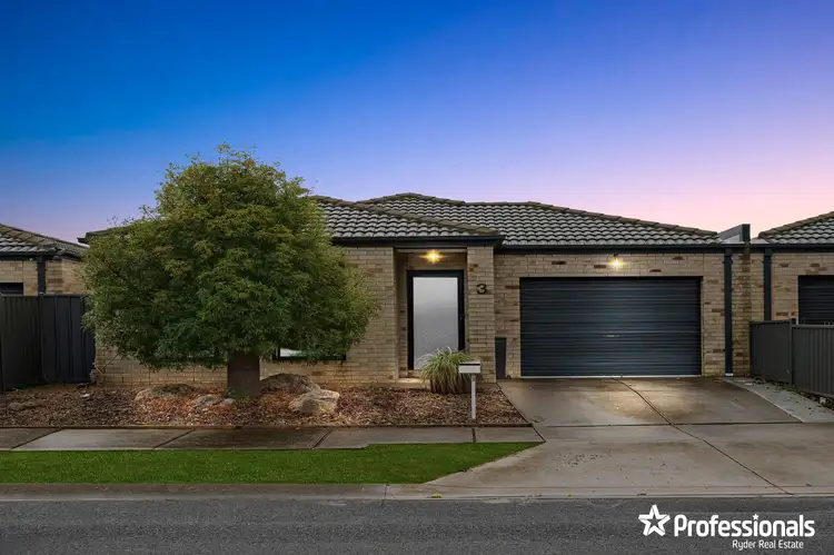 3/21-29 Lakewood Boulevard, Melton VIC 3337