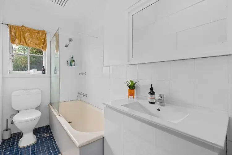 Third view of Homely flat listing, 2/84 The Esplanade, Cronulla NSW 2230