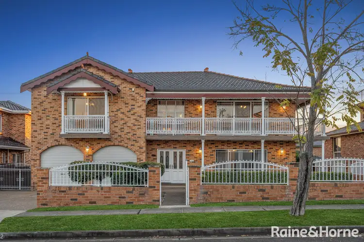 2 Buckley Close, Fairfield West NSW 2165