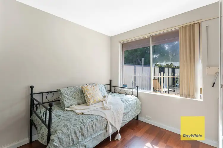 Fifth view of Homely house listing, 1 Mercer Place, Thornlie WA 6108