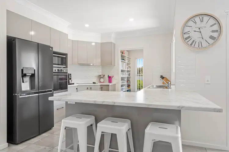 Second view of Homely house listing, 22 Lilly Pilly Drive, Burrum Heads QLD 4659