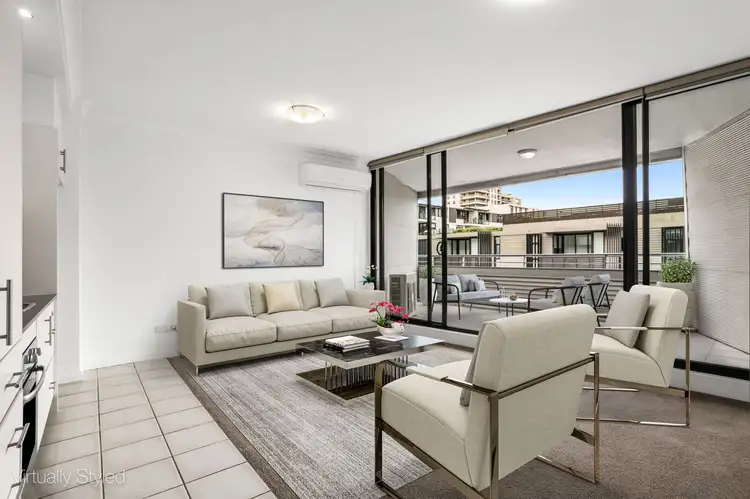11A Lachlan Street