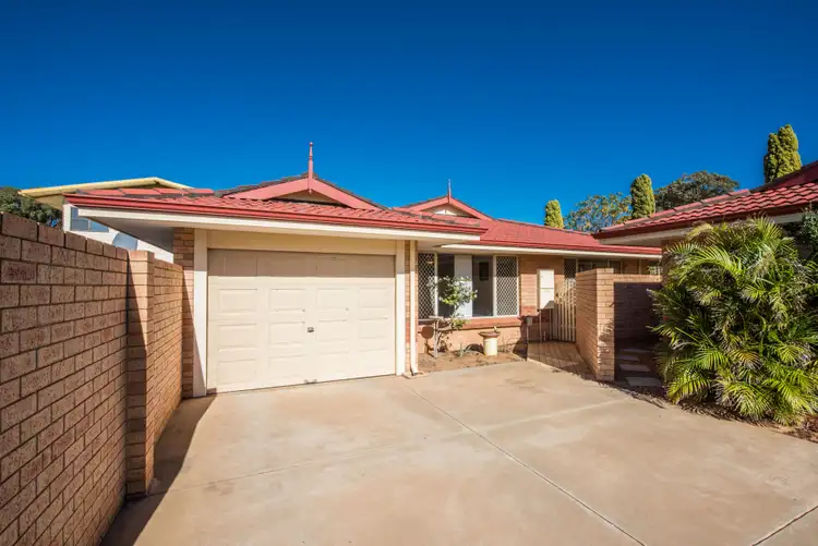 2/49 Railway Street, Bluff Point WA 6530