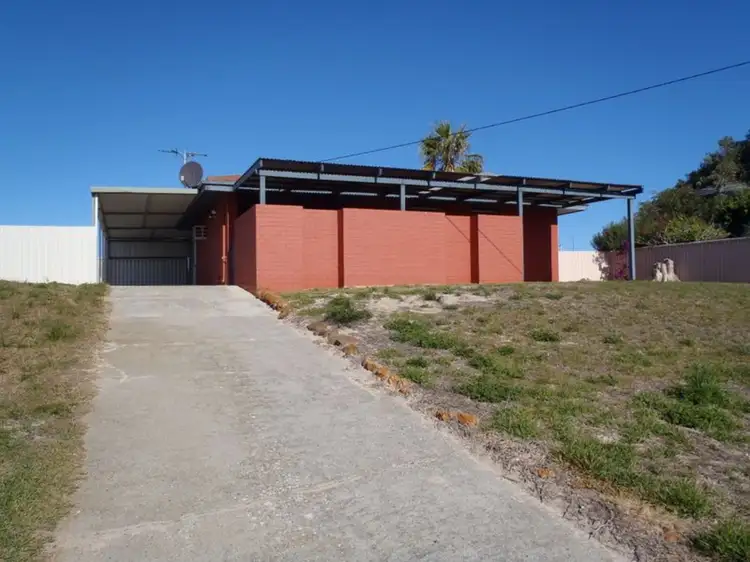 4 Springhill Place