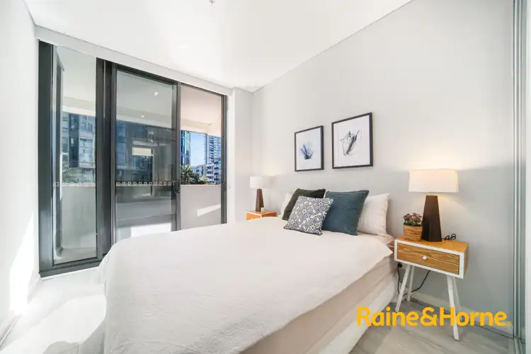 Sixth view of Homely apartment listing, 304/5 Wentworth Place, Wentworth Point NSW 2127
