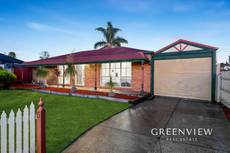 5 Vincent Court, Cranbourne North VIC 3977