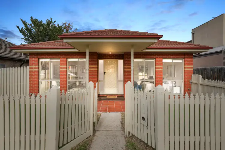 Main view of Homely unit listing, 1/25 Finchley Avenue, Glenroy VIC 3046