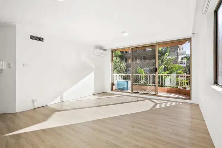 12 Frank Oliveri Drive