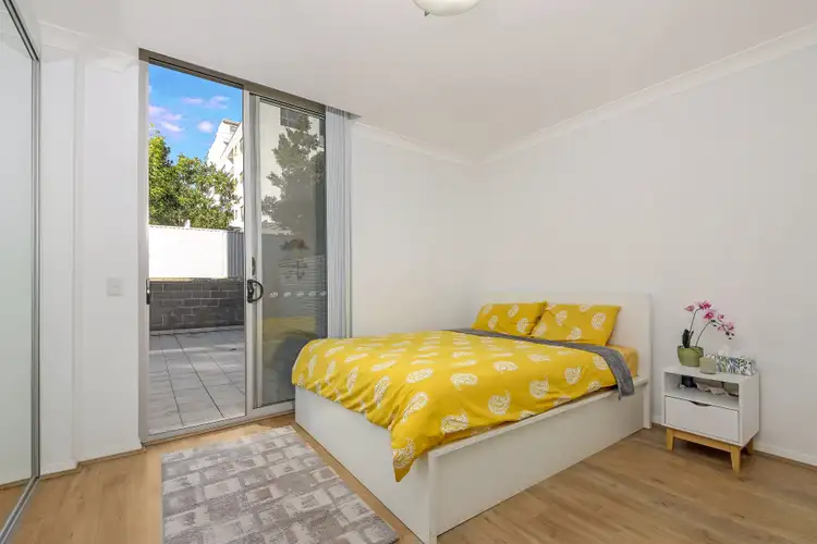 Fourth view of Homely apartment listing, 31/12-16 Hope Street, Rosehill NSW 2142