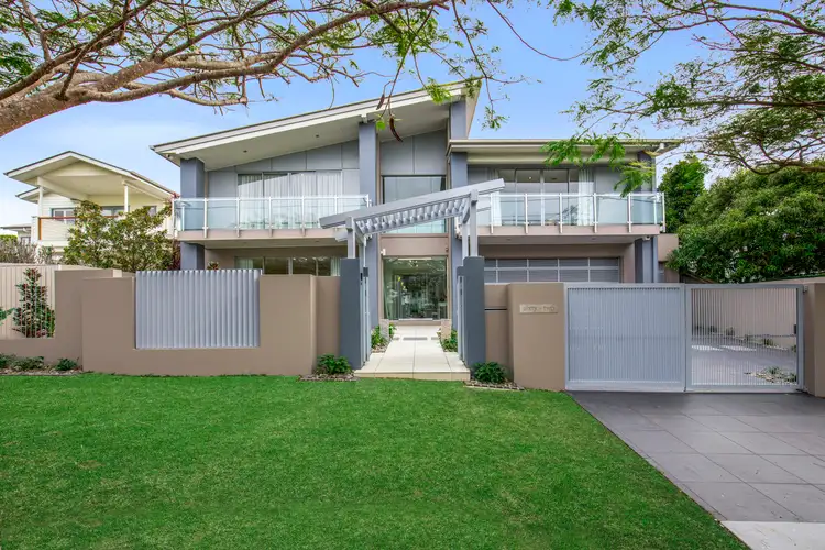 62 Liverpool Road, Clayfield QLD 4011