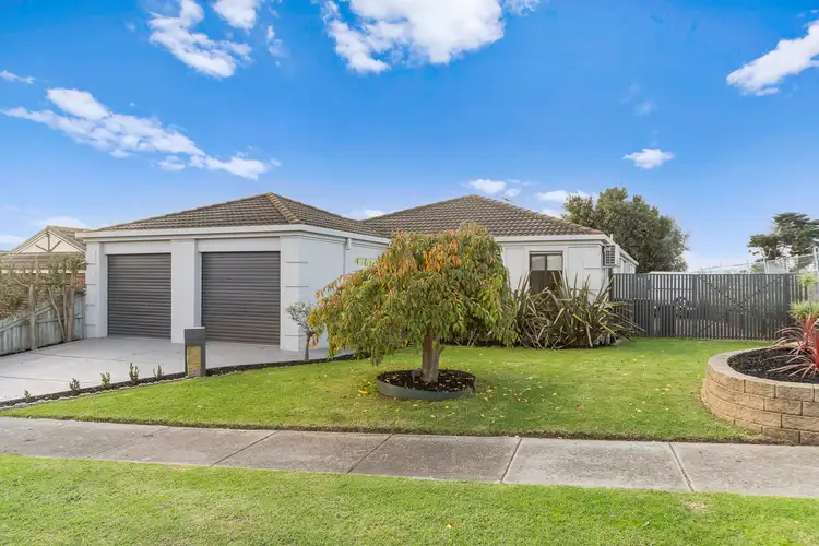 Second view of Homely house listing, 21 John Monash Drive, Skye VIC 3977