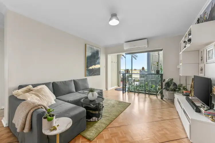 Main view of Homely unit listing, 3/186 Beach Road, Mordialloc VIC 3195