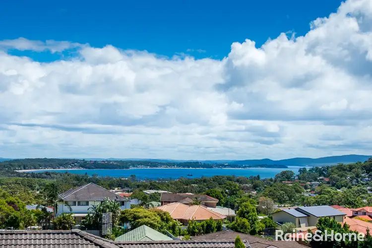 6 Luderick Close, Corlette NSW 2315