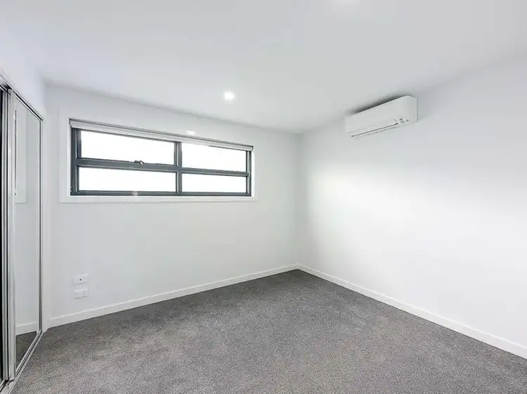 Fifth view of Homely house listing, 2/1 Brunswick Crescent, Craigieburn VIC 3064