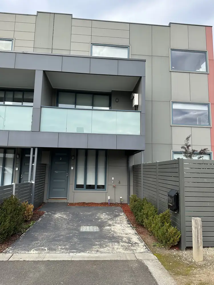 2/1 Brunswick Crescent, Craigieburn VIC 3064