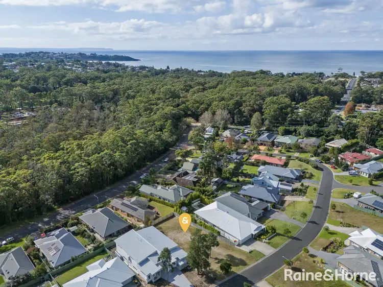 15 Molloy Street, Mollymook NSW 2539