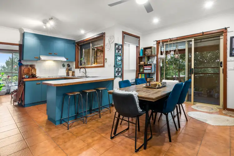 Seventh view of Homely house listing, 5 Hall Court, Meadow Heights VIC 3048