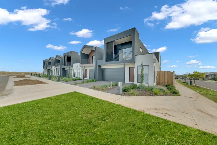 48 Caulonia Drive, Truganina VIC 3029