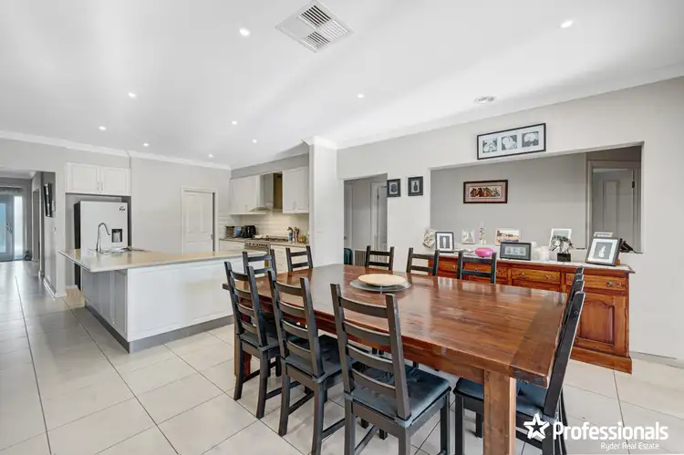 7 Robinia Court, Harkness VIC 3337