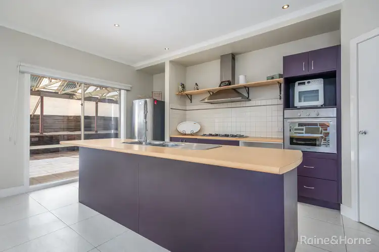 Seventh view of Homely house listing, 19 James Close, Sunbury VIC 3429