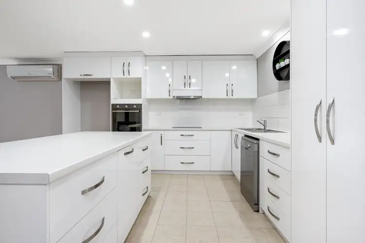 Sixth view of Homely house listing, 8 Miller Way, South Kalgoorlie WA 6430