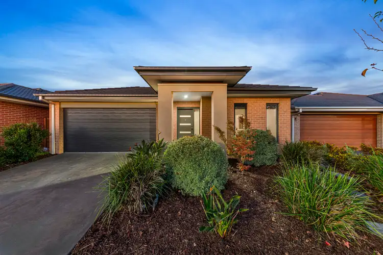 32 Saffron Avenue, Officer VIC 3809