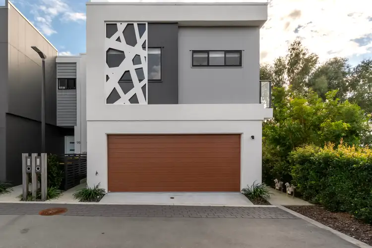 99/8 Angela Way, Pimpama QLD 4209