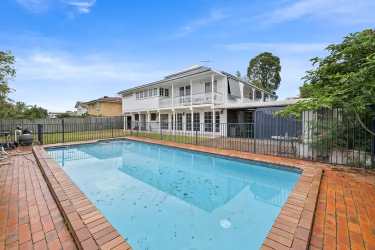 203 Rode Road, Wavell Heights QLD 4012