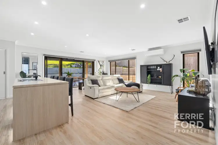 Second view of Homely house listing, 27 Notting Hill, Traralgon VIC 3844