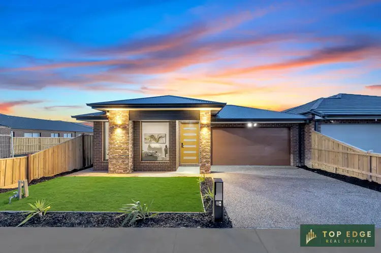 92 Clipstone Crescent, Fraser Rise VIC 3336