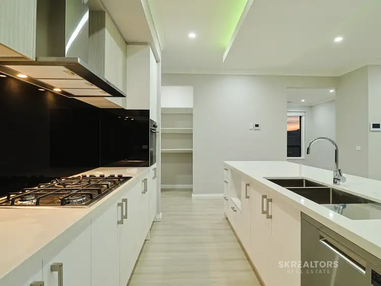 Sixth view of Homely house listing, 18 Paganica Street, Beveridge VIC 3753