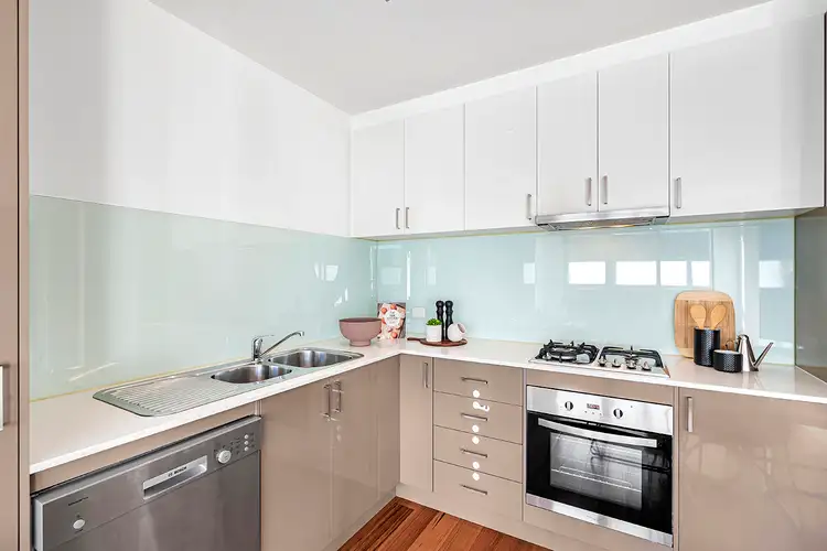 Fifth view of Homely apartment listing, 13/9 Pascoe Street, Pascoe Vale VIC 3044