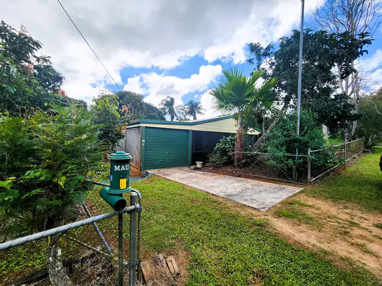 6 Lily Street, Atherton QLD 4883