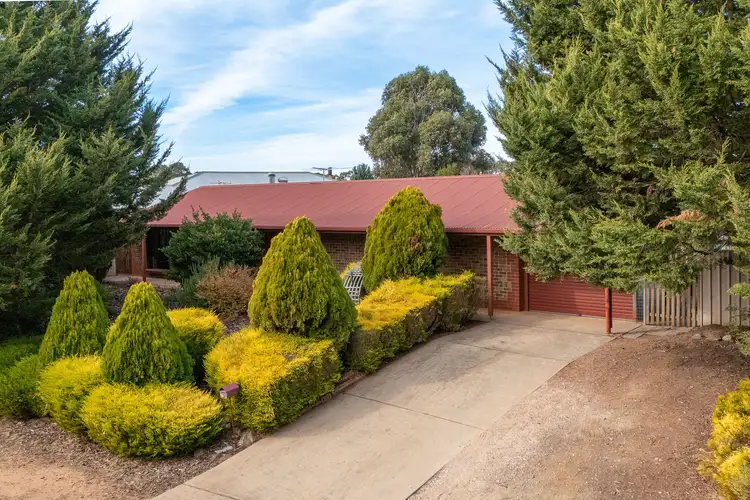 Second view of Homely house listing, 5 Herriot Court, Mount Barker SA 5251
