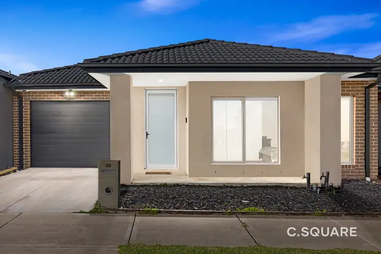 Main view of Homely house listing, 32 Rialto Circuit, Craigieburn VIC 3064