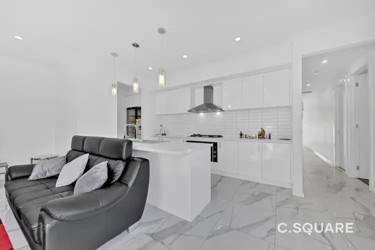 Sixth view of Homely house listing, 32 Rialto Circuit, Craigieburn VIC 3064