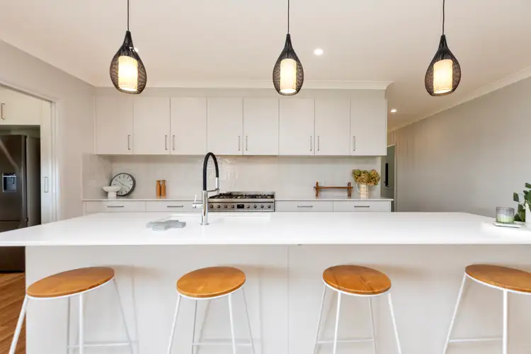 Fourth view of Homely house listing, 7 Traminer Drive, Tamworth NSW 2340