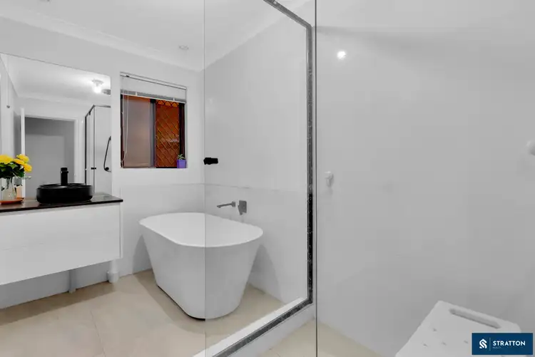 16 Glenhurst Court, Camillo WA 6111