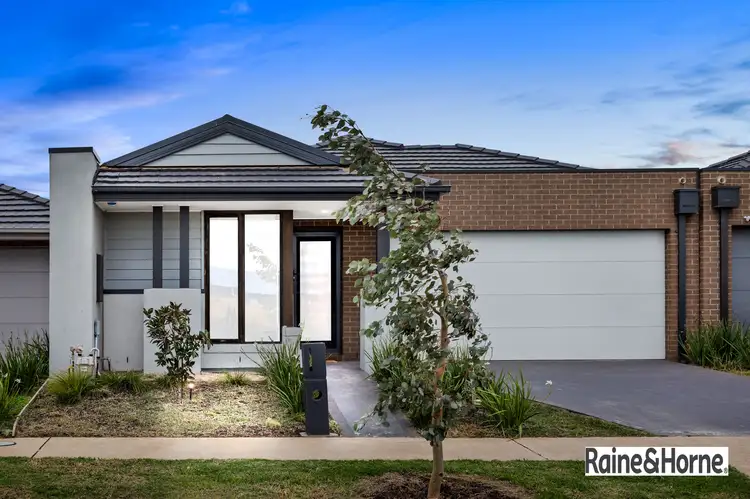 Main view of Homely house listing, 6 Chateau Promenade, Deanside VIC 3336