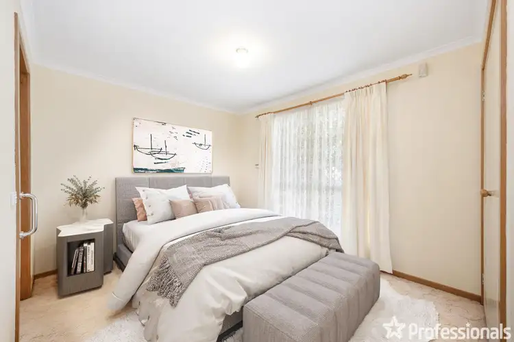 Fifth view of Homely house listing, 43 CURRUNGHI COURT, St Albans VIC 3021