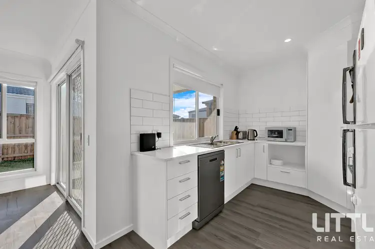 Fifth view of Homely house listing, 5 Murnong Place, Beveridge VIC 3753