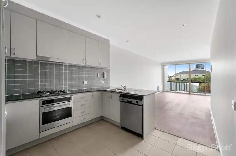 51/4 Wests Road, Maribyrnong VIC 3032