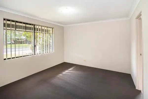 Fifth view of Homely house listing, 35 Honeyeater Crescent, Geographe WA 6280