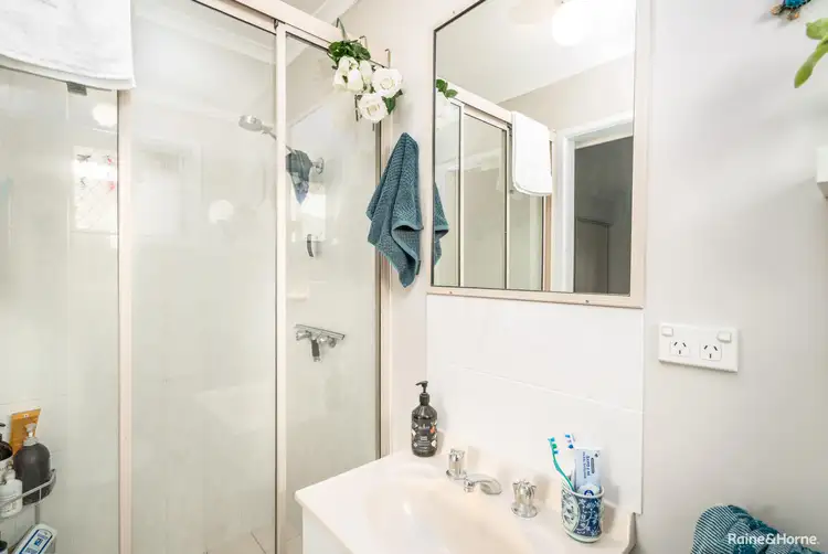 Seventh view of Homely house listing, 4 Myrtle Close, Kawungan QLD 4655