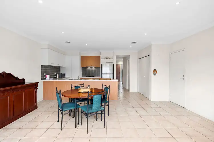 Fifth view of Homely townhouse listing, 25 Wentworth Drive, Taylors Lakes VIC 3038
