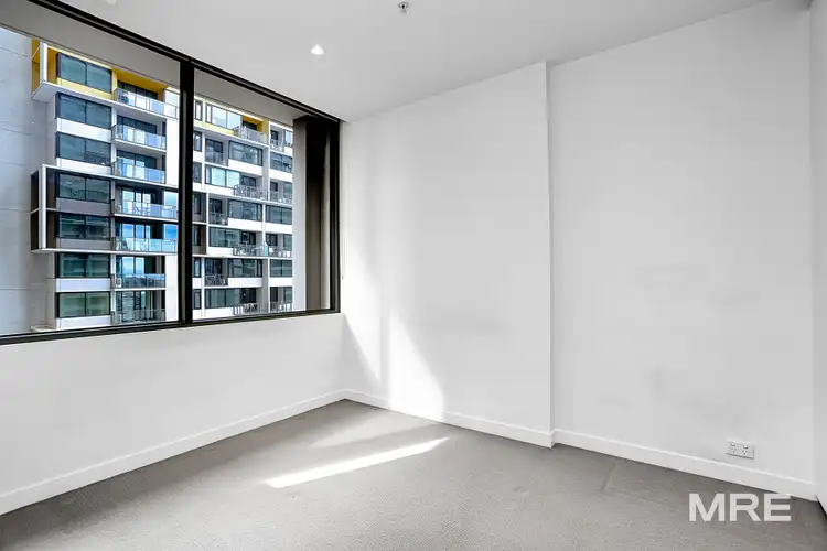 Fifth view of Homely apartment listing, 2404L/639 Lonsdale Street, Melbourne VIC 3000
