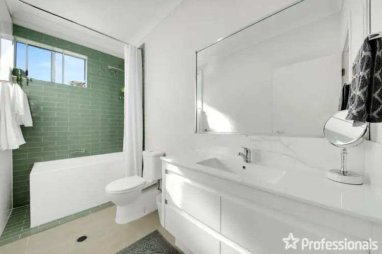Seventh view of Homely house listing, 4 Kroombit Terrace, New Auckland QLD 4680